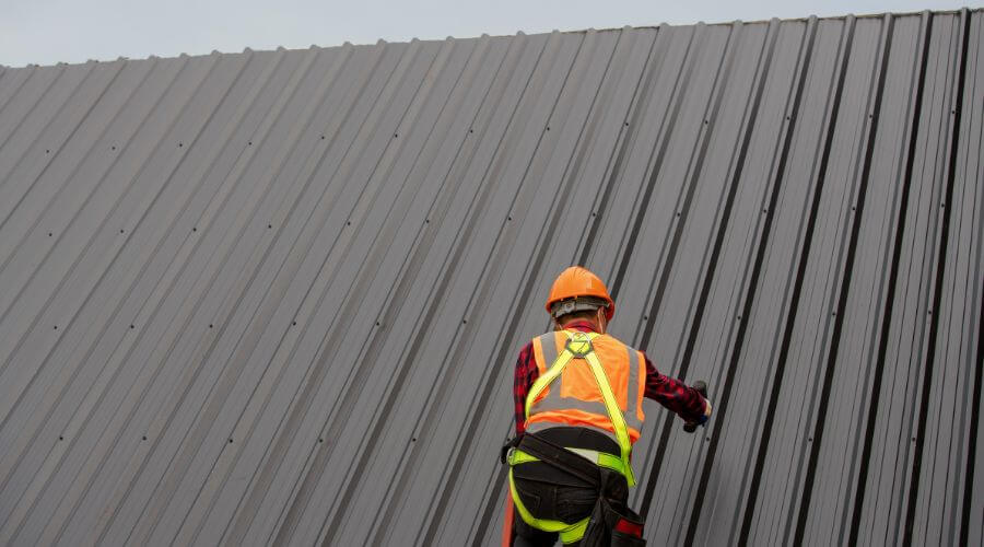 Professional gutter cleaning in Gretna, VA